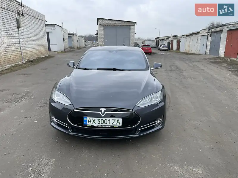 Tesla Model S
