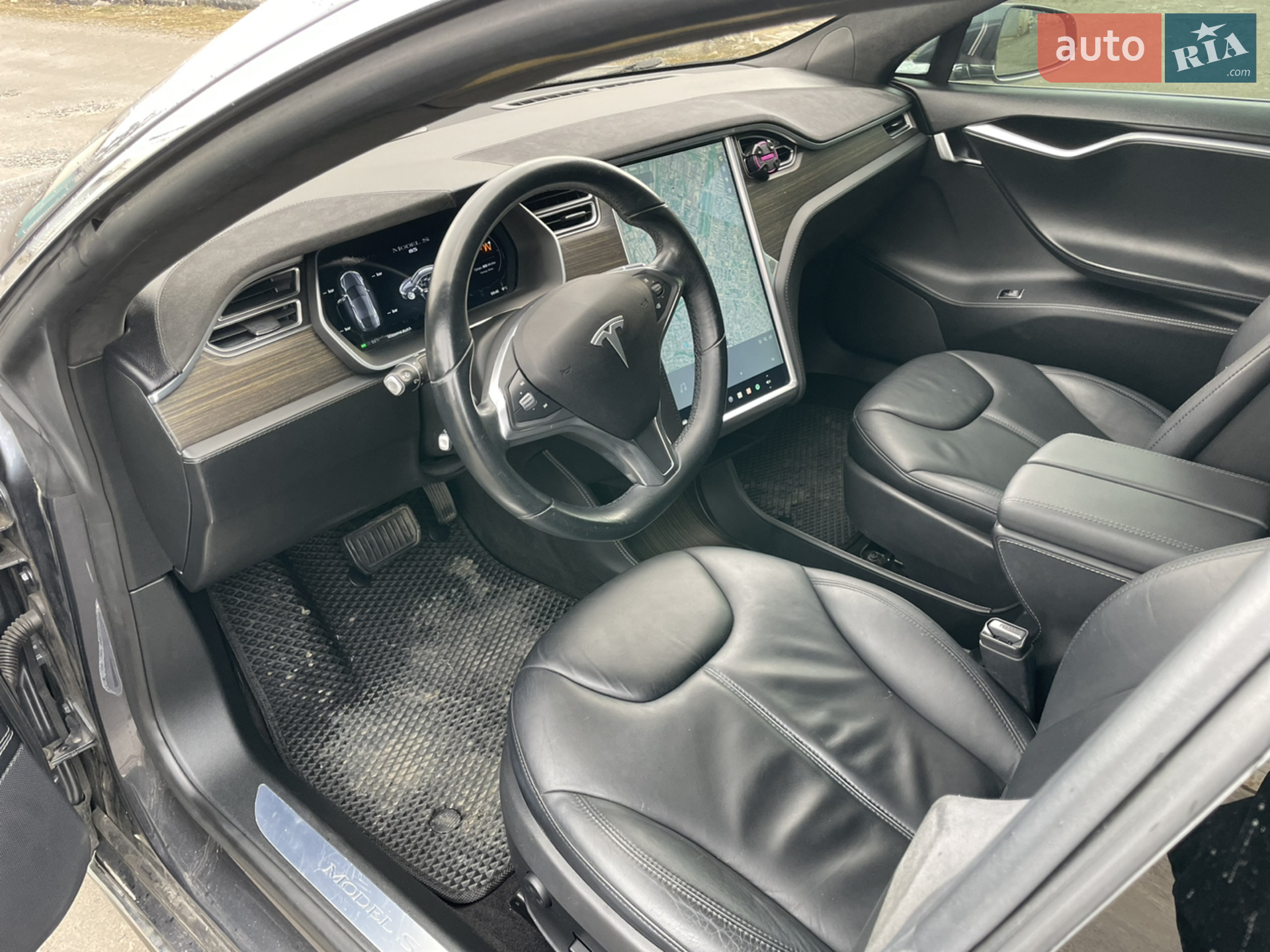 2014 Tesla Model S - мініатюра 13
