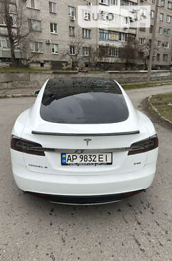 Лифтбек Tesla Model S 2013 в Слобожанском
