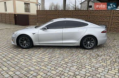 Лифтбек Tesla Model S 2017 в 