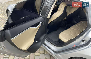 Лифтбек Tesla Model S 2017 в 
