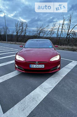 Ліфтбек Tesla Model S 2016 в Хмельницькому