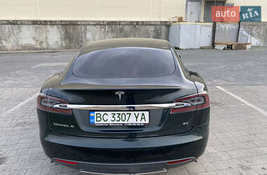 Лифтбек Tesla Model S 2014 в 