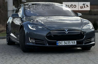 Лифтбек Tesla Model S 2013 в Львове