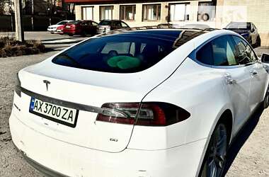 Ліфтбек Tesla Model S 2013 в Харкові