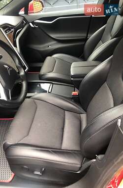 Лифтбек Tesla Model S 2017 в Любомле