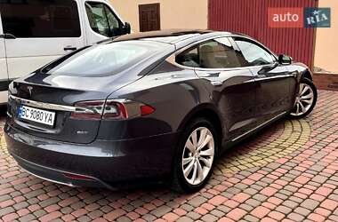 Лифтбек Tesla Model S 2015 в Львове