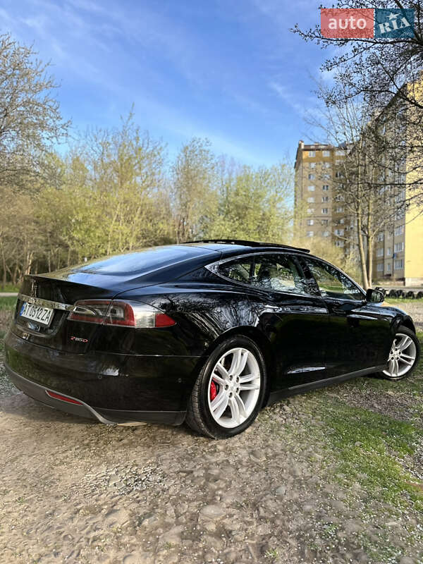 Лифтбек Tesla Model S 2015 в Ивано-Франковске фото 9 Лифтбек Tesla Model S 2015 в Ивано-Франковске