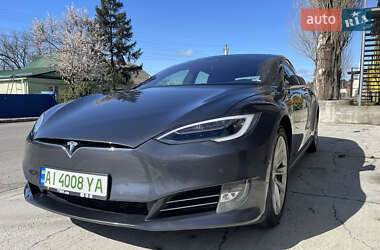 Лифтбек Tesla Model S 2018 в Буче