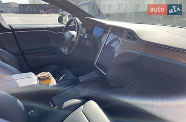 Лифтбек Tesla Model S 2018 в Буче