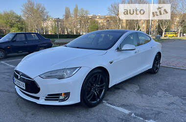 Лифтбек Tesla Model S 2013 в Одессе