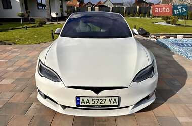 Лифтбек Tesla Model S 2017 в Борисполе