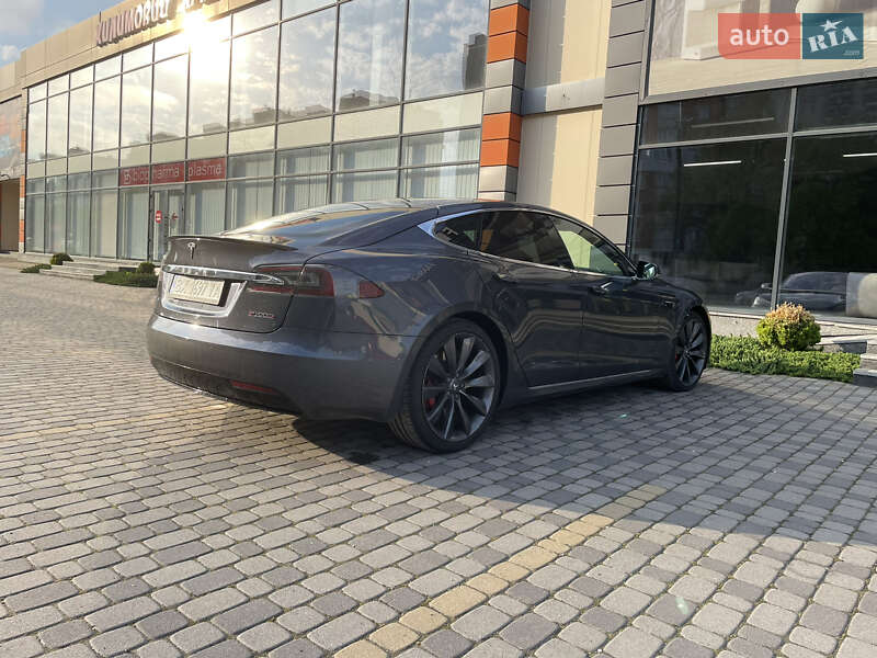 Лифтбек Tesla Model S 2017 в Хмельницком фото 9 Лифтбек Tesla Model S 2017 в Хмельницком