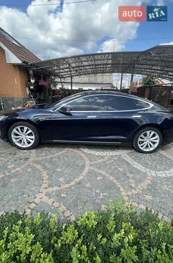 Ліфтбек Tesla Model S 2014 в Коростишеві