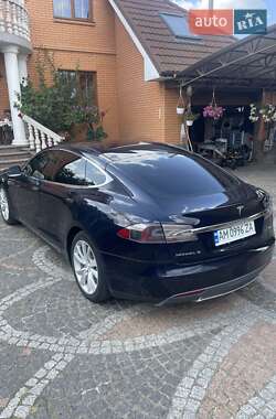 Ліфтбек Tesla Model S 2014 в Коростишеві