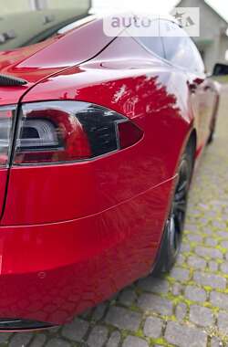 Ліфтбек Tesla Model S 2017 в 