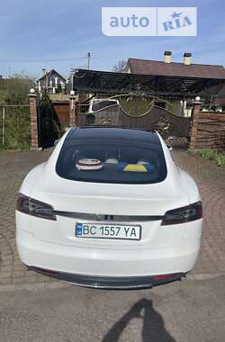 Лифтбек Tesla Model S 2013 в Червонограде