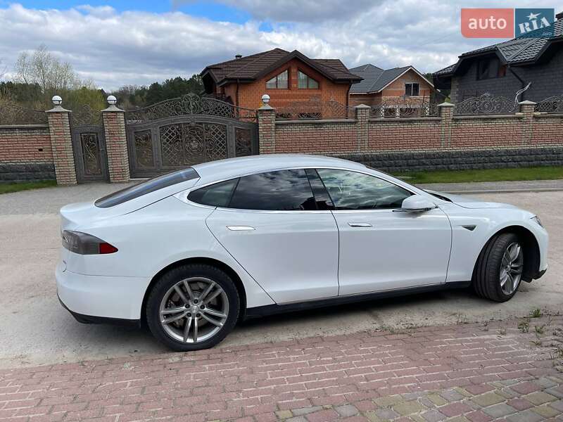 Tesla Model S 2014 Tesla Model S 2014