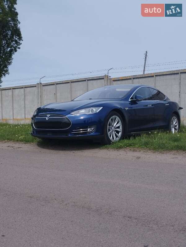 Tesla Model S 2016 Tesla Model S 2016