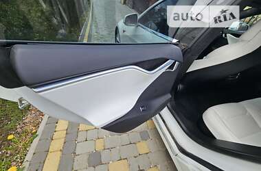 Лифтбек Tesla Model S 2018 в 