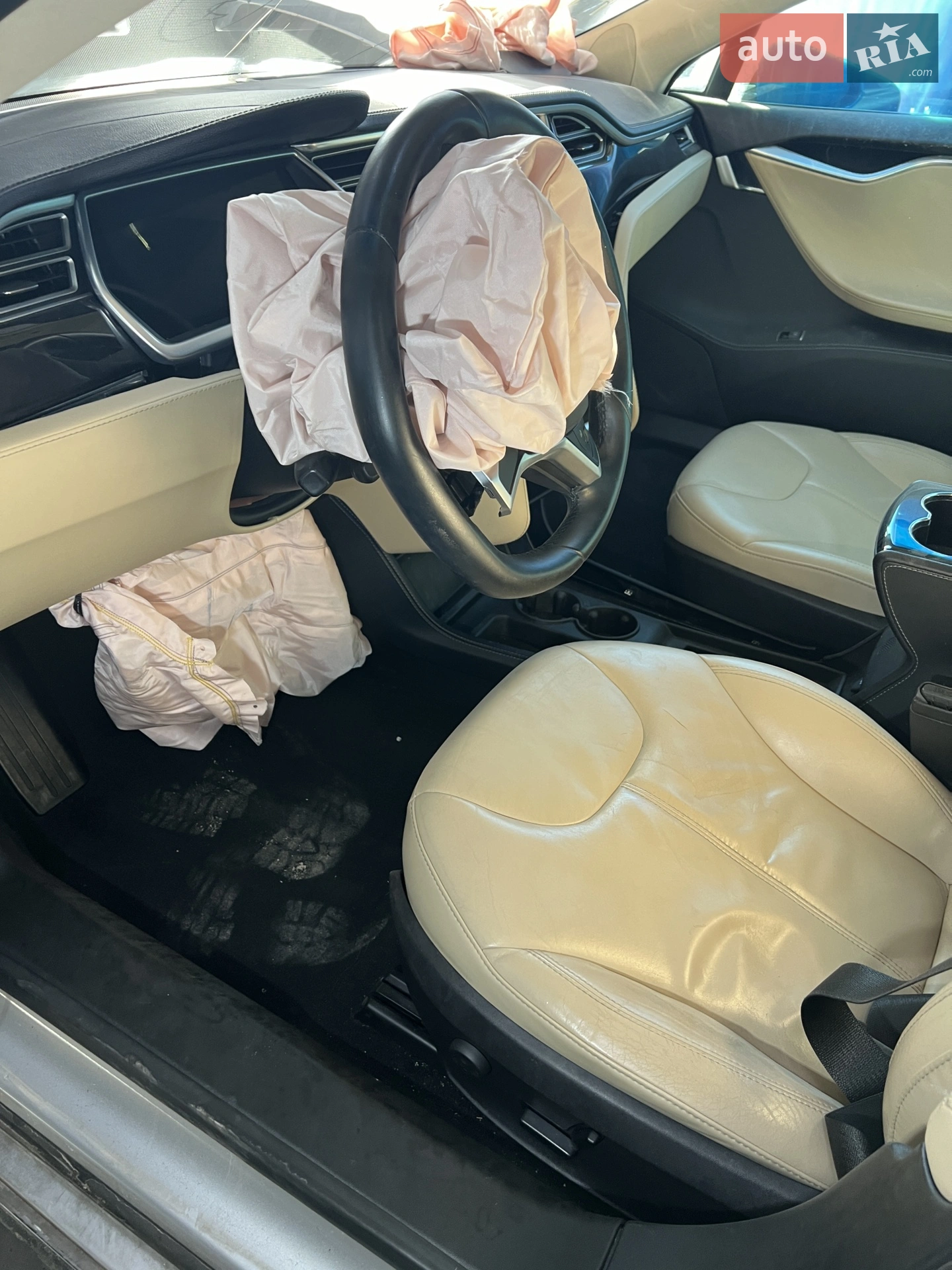 2014 Tesla Model S - мініатюра 16