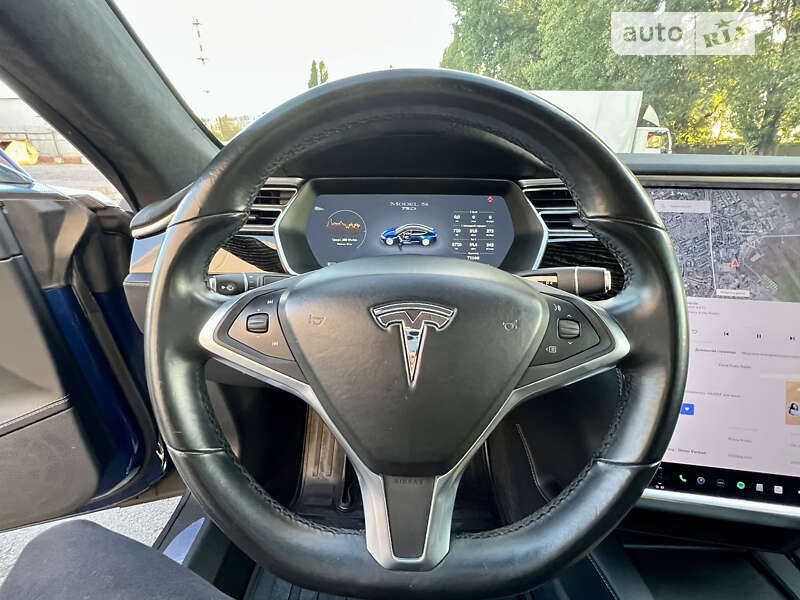Ліфтбек Tesla Model S 2017 в Одесі