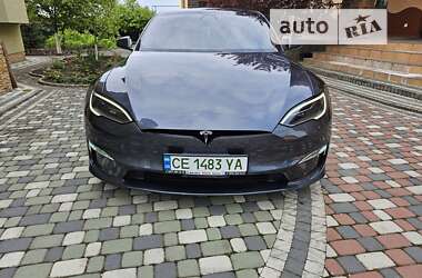 Лифтбек Tesla Model S 2022 в Черновцах