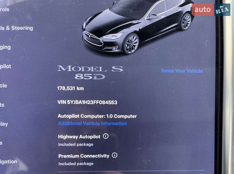 Лифтбек Tesla Model S 2015 в Львове
