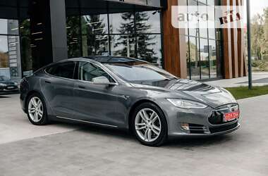 Лифтбек Tesla Model S 2013 в Луцке
