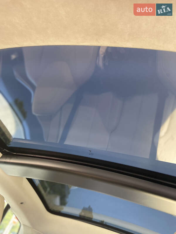 Лифтбек Tesla Model S 2012 в Хмельницком фото 65 Лифтбек Tesla Model S 2012 в Хмельницком