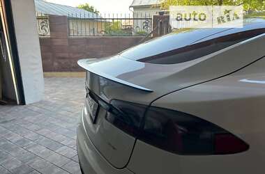 Ліфтбек Tesla Model S 2021 в Івано-Франківську