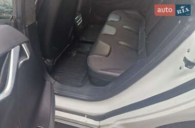 Лифтбек Tesla Model S 2016 в Тульчине