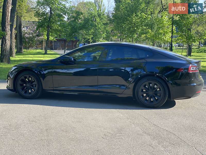 Ліфтбек Tesla Model S 2018 в Києві