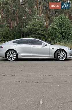 Лифтбек Tesla Model S 2018 в 