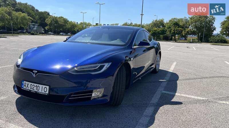 Tesla Model S 2018