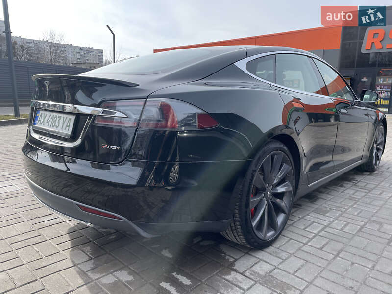 Лифтбек Tesla Model S 2014 в Харькове