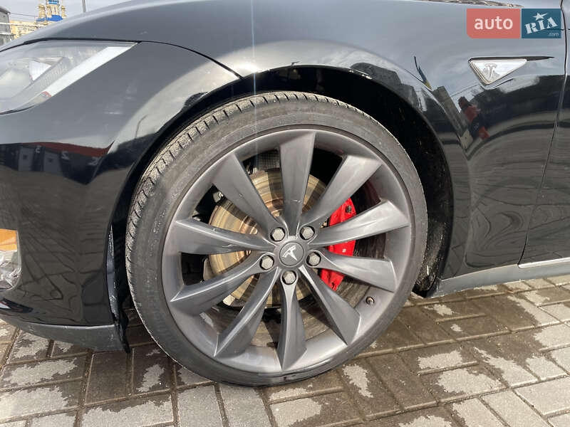 Лифтбек Tesla Model S 2014 в Харькове