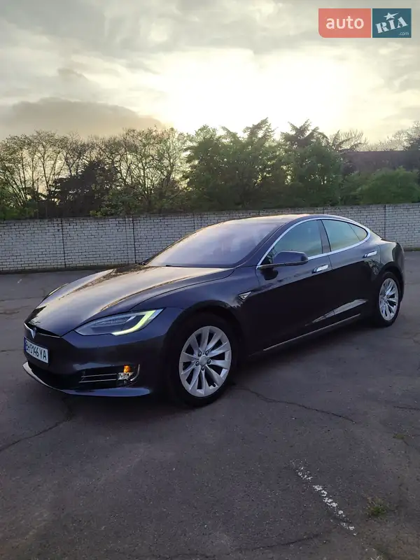 Tesla Model S
