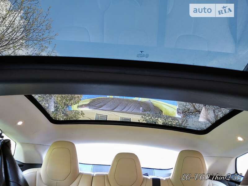 Ліфтбек Tesla Model S 2015 в Чемерівцях фото 17 Ліфтбек Tesla Model S 2015 в Чемерівцях