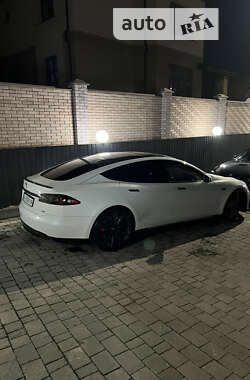 Лифтбек Tesla Model S 2012 в Ивано-Франковске