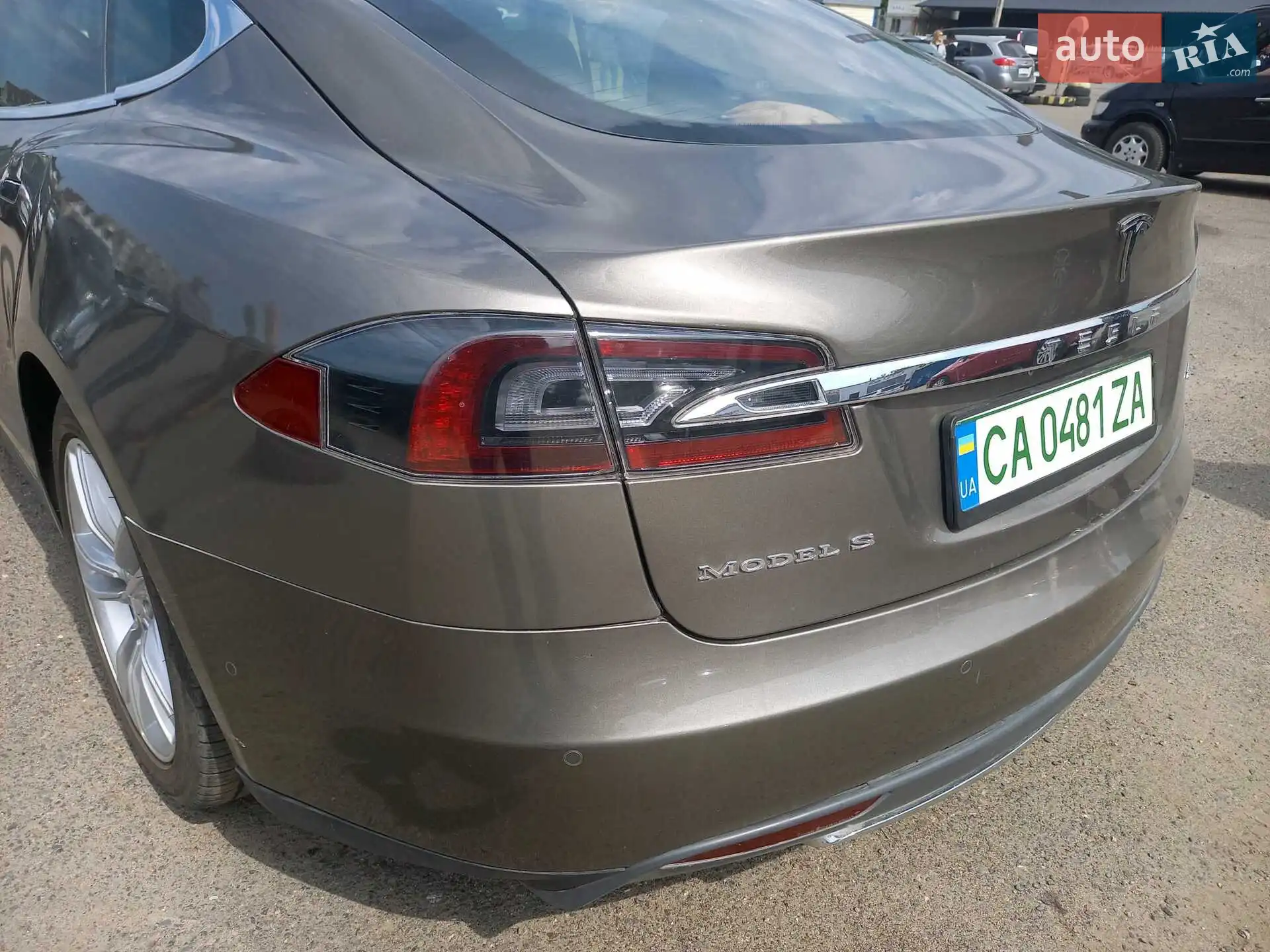 2016 Tesla Model S - мініатюра 8