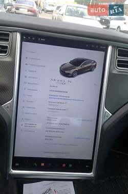 Лифтбек Tesla Model S 2016 в Черкассах
