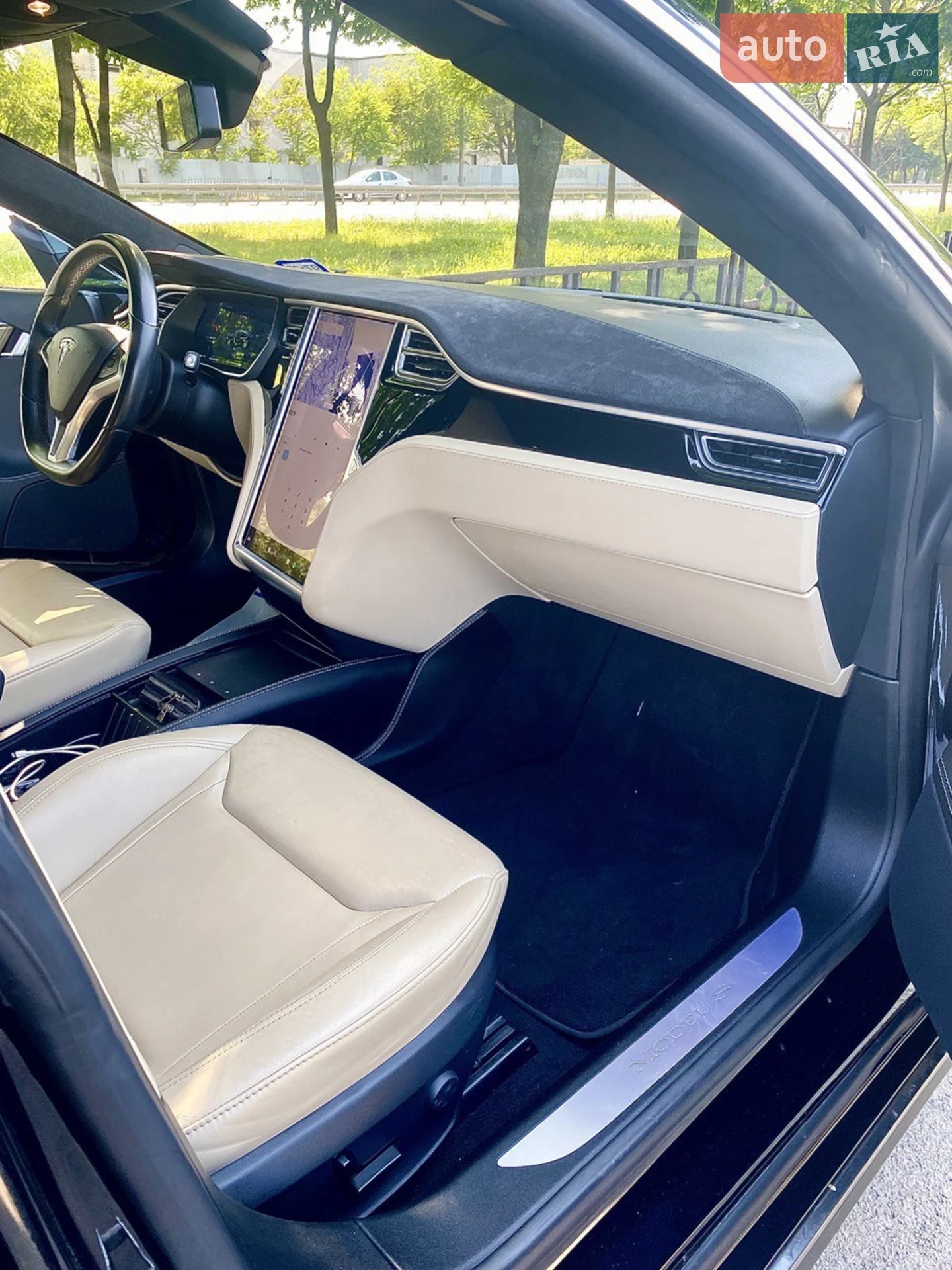 2015 Tesla Model S - мініатюра 5