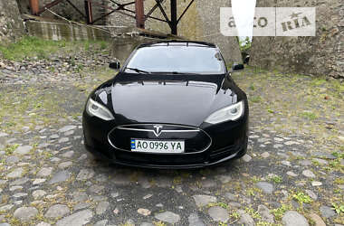 Лифтбек Tesla Model S 2013 в Мукачево