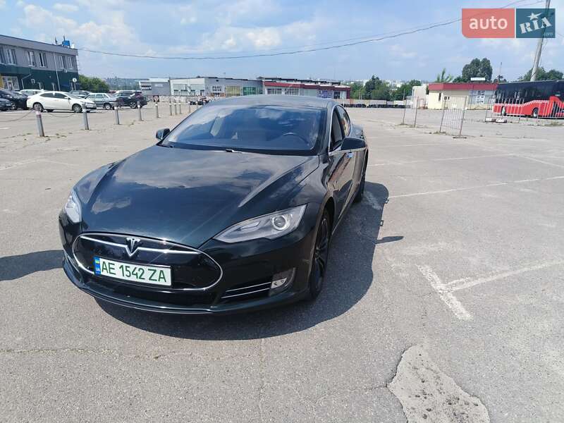 Лифтбек Tesla Model S 2013 в Харькове