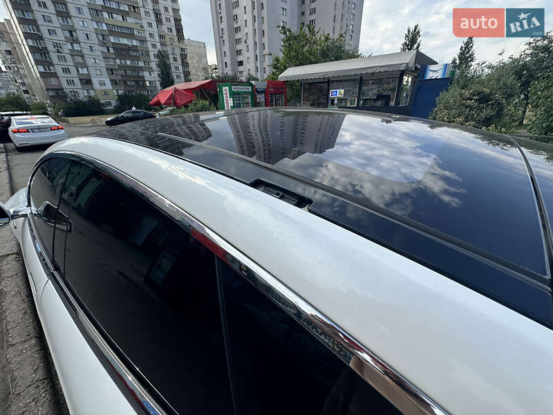 Лифтбек Tesla Model S 2013 в Киеве