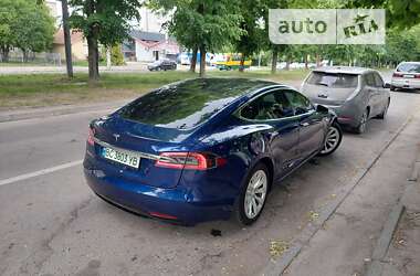 Ліфтбек Tesla Model S 2016 в Львові