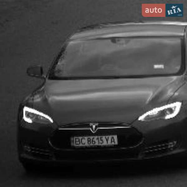 Ліфтбек Tesla Model S 2016 в Одесі фото 14 Ліфтбек Tesla Model S 2016 в Одесі
