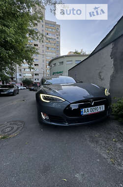 Лифтбек Tesla Model S 2013 в Киеве