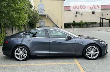 Лифтбек Tesla Model S 2015 в Одессе